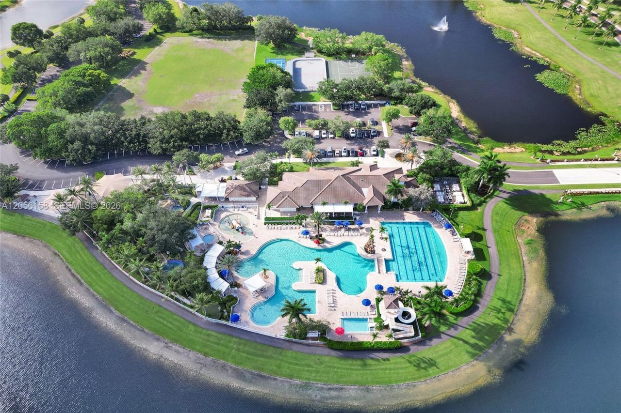 1216 Chinaberry Dr, Weston, FL 33327 Photo