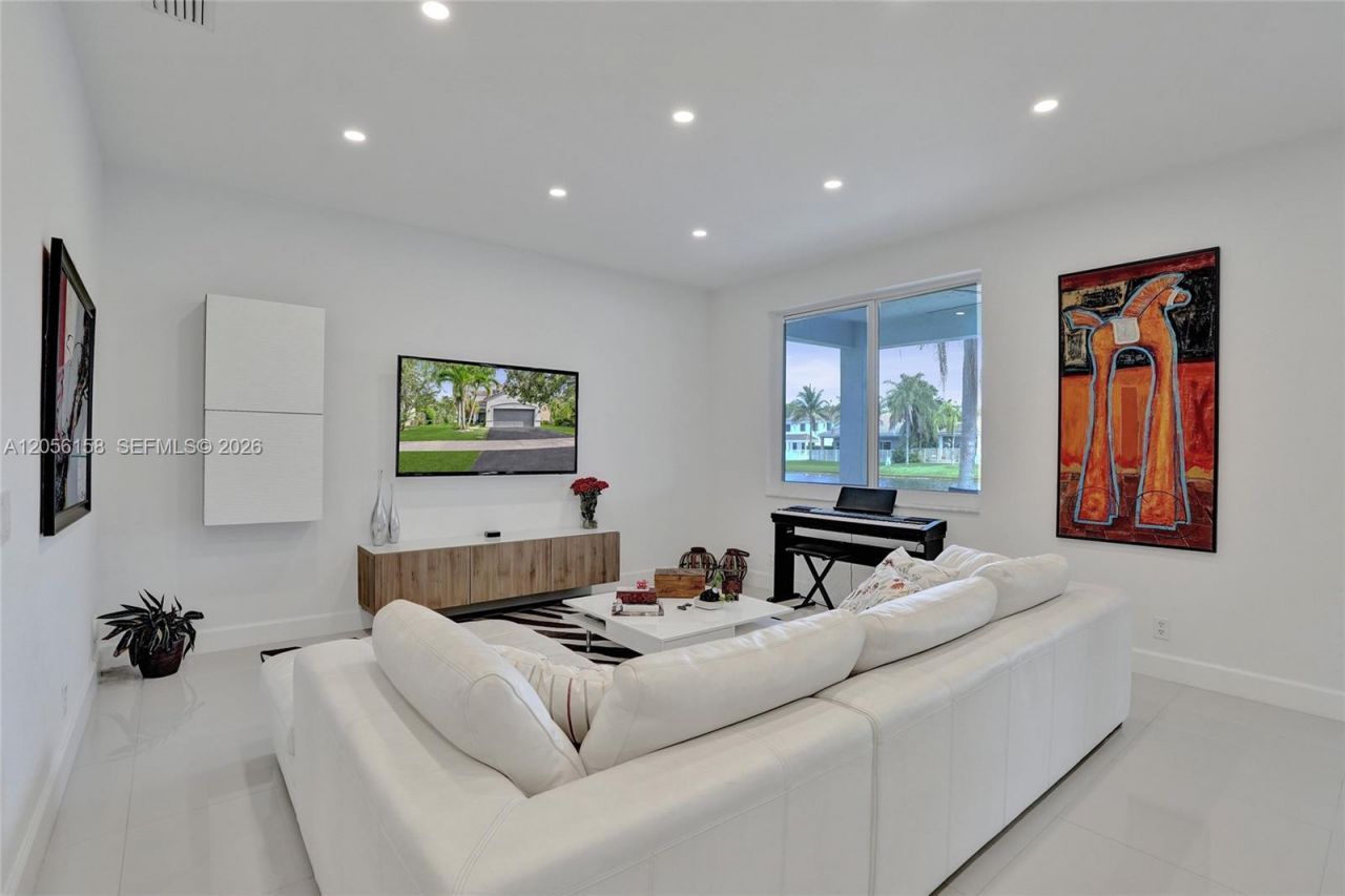 1216 Chinaberry Dr, Weston, FL 33327 Photo