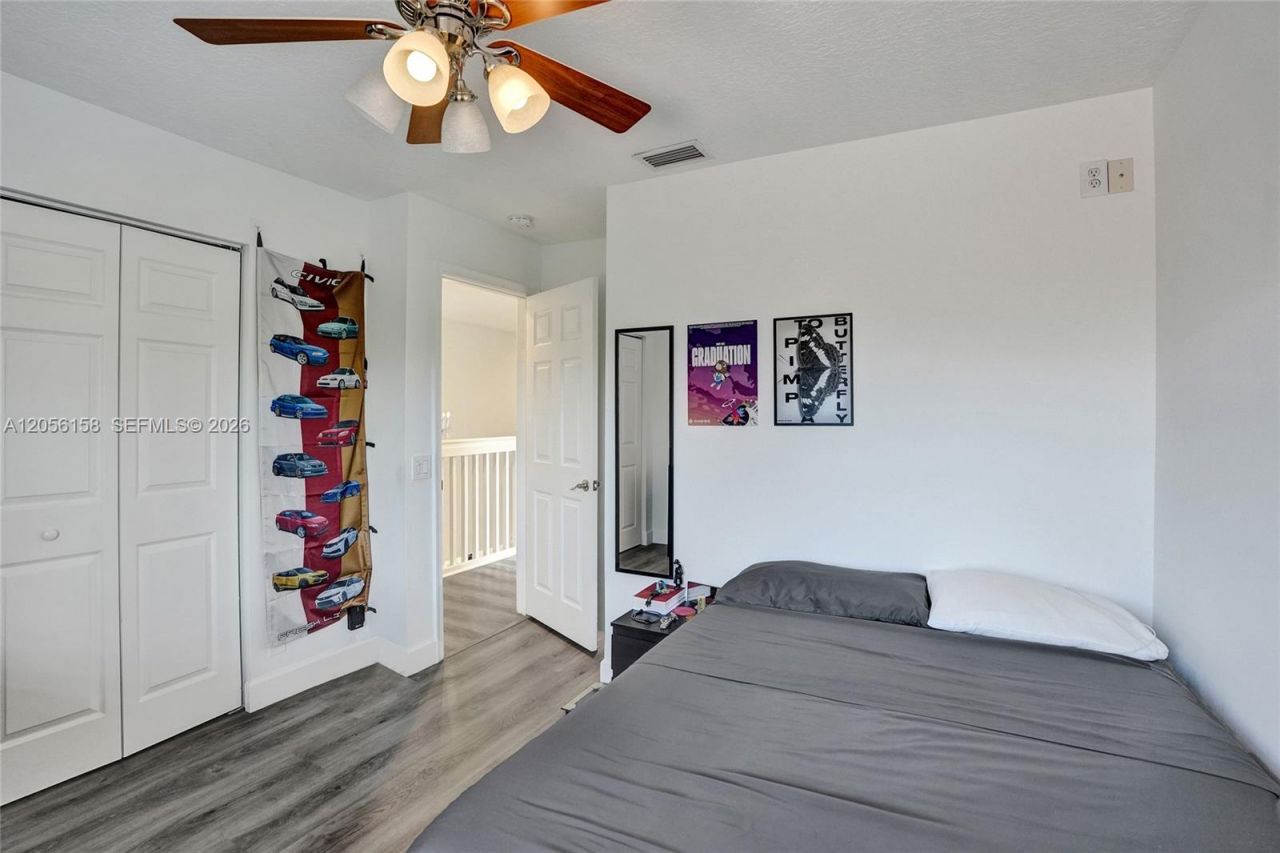 1216 Chinaberry Dr, Weston, FL 33327 Photo