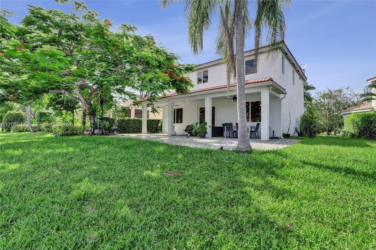 1216 Chinaberry Dr, Weston, FL 33327 Photo