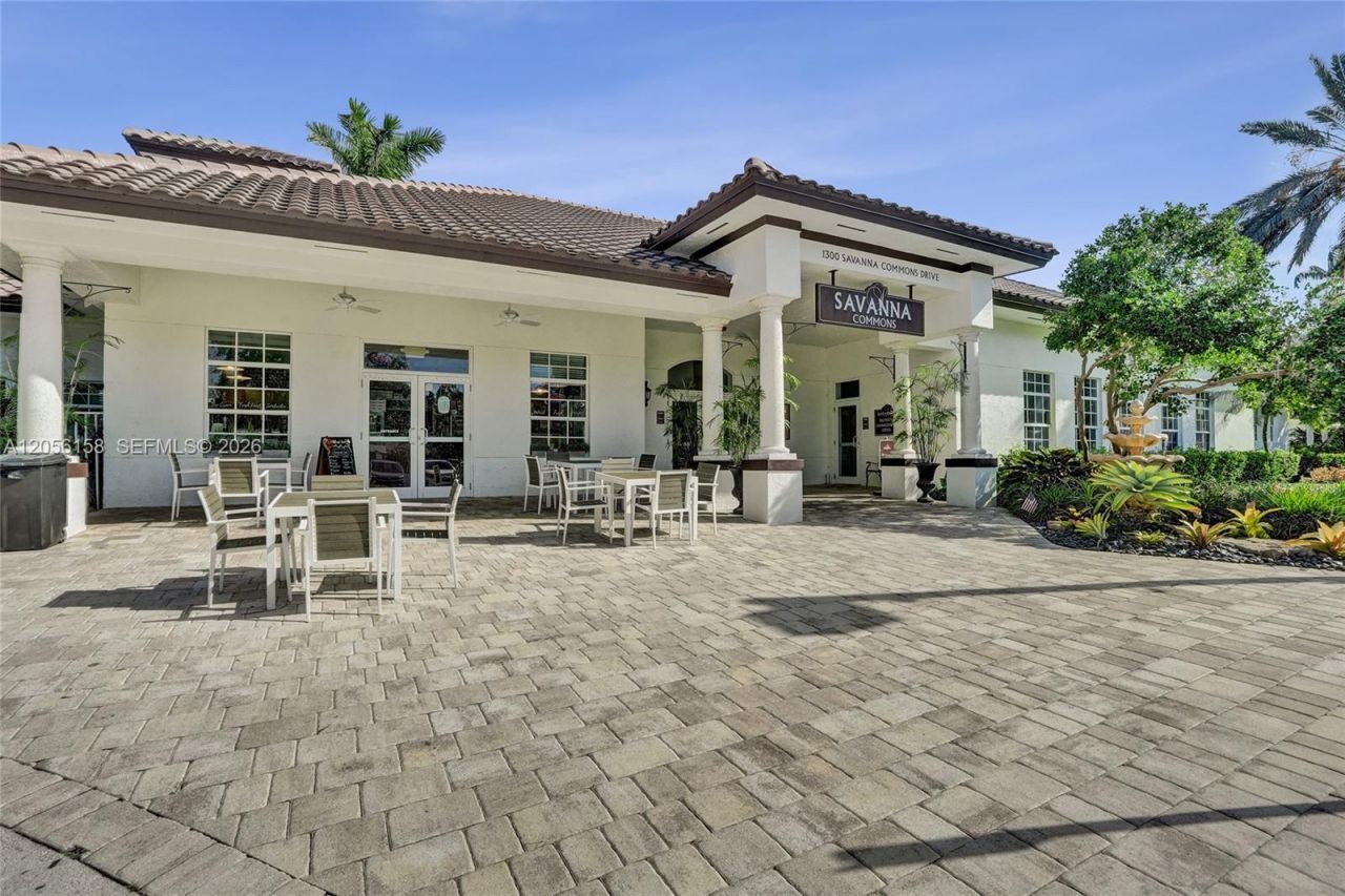 1216 Chinaberry Dr, Weston, FL 33327 Photo