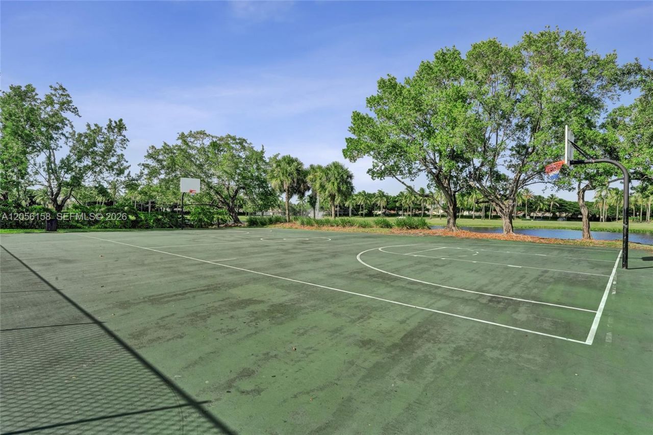 1216 Chinaberry Dr, Weston, FL 33327 Photo