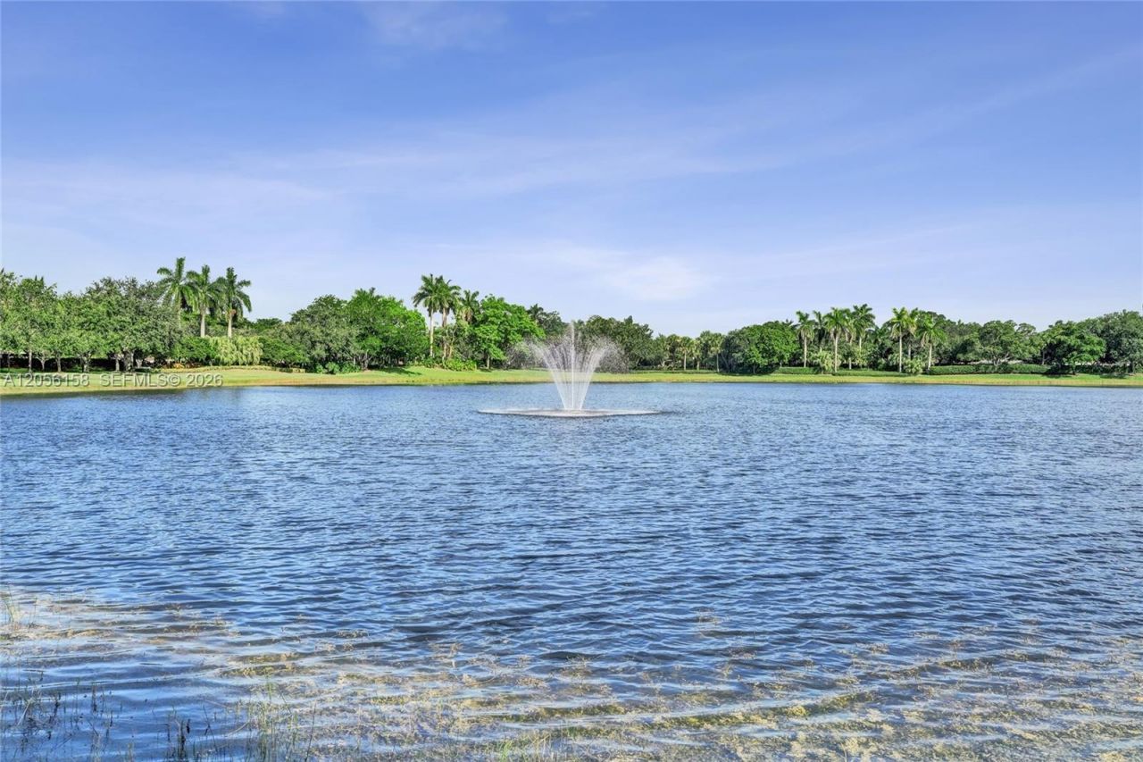 1216 Chinaberry Dr, Weston, FL 33327 Photo