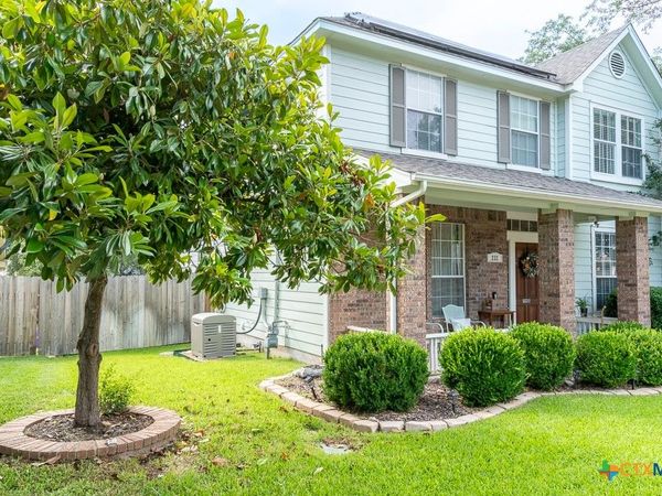 232 Village Commons Boulevard, Georgetown, TX 78633