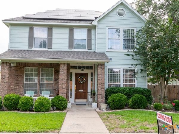 232 Village Commons Boulevard , Georgetown, TX 78633
