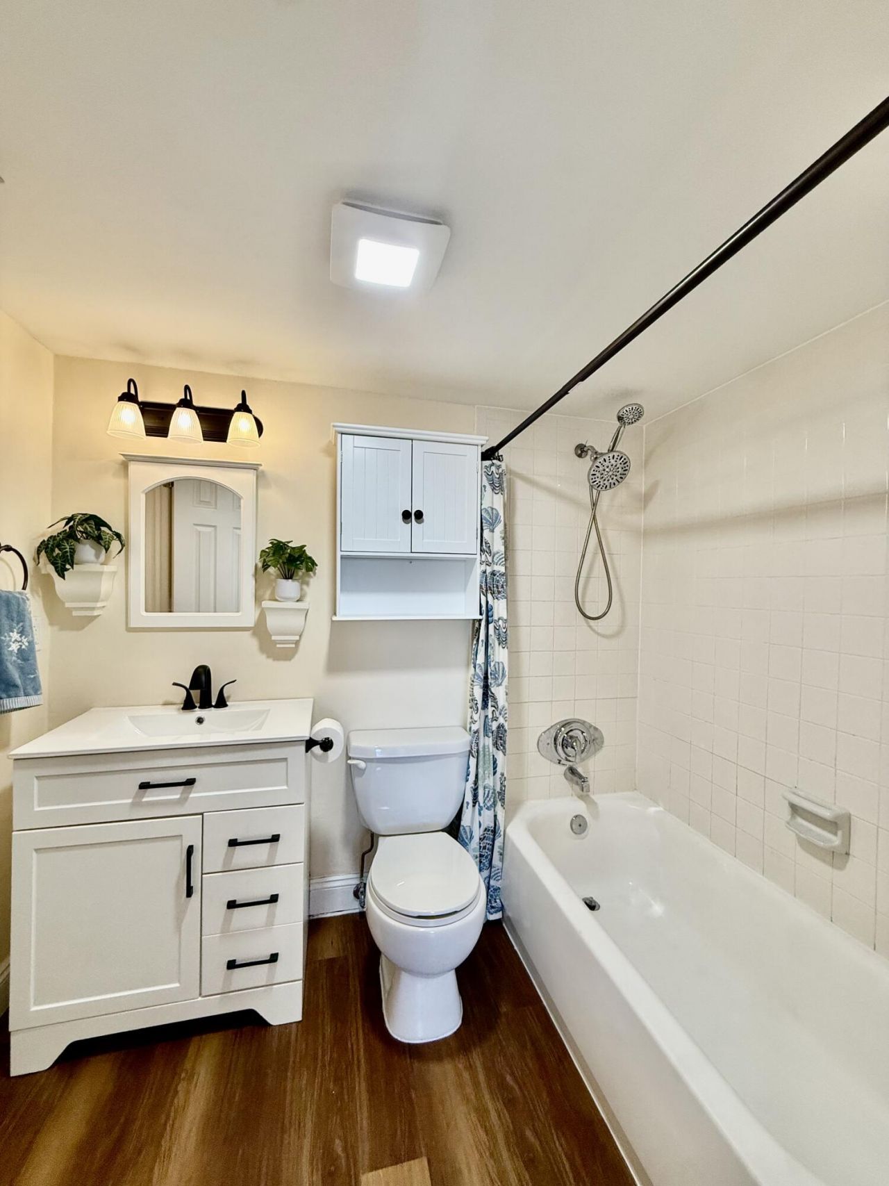 342 Southwind Drive, Unit 122, North Palm Beach, FL 33408 Photo