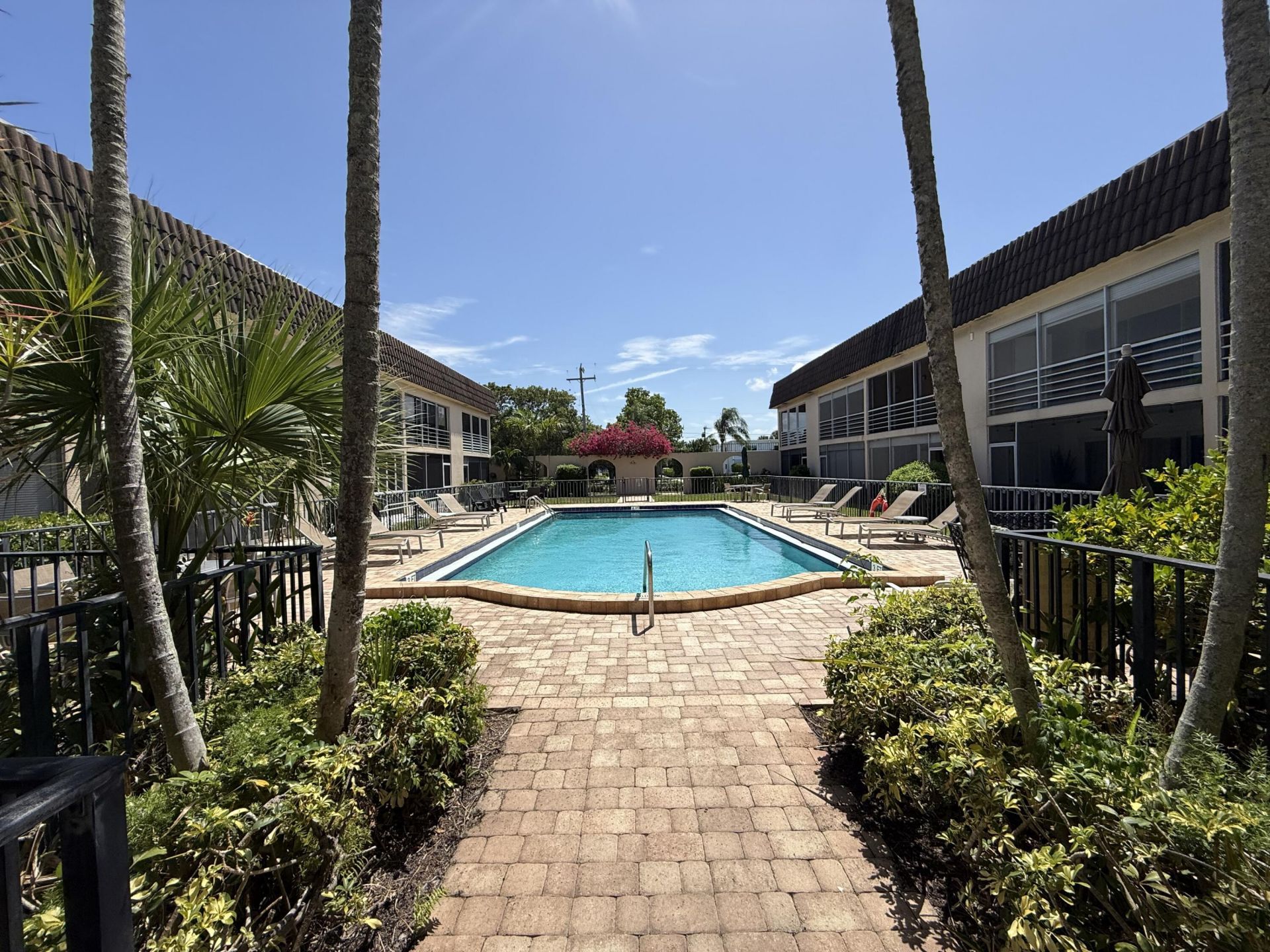 342 Southwind Drive, Unit 122, North Palm Beach, FL 33408 Photo
