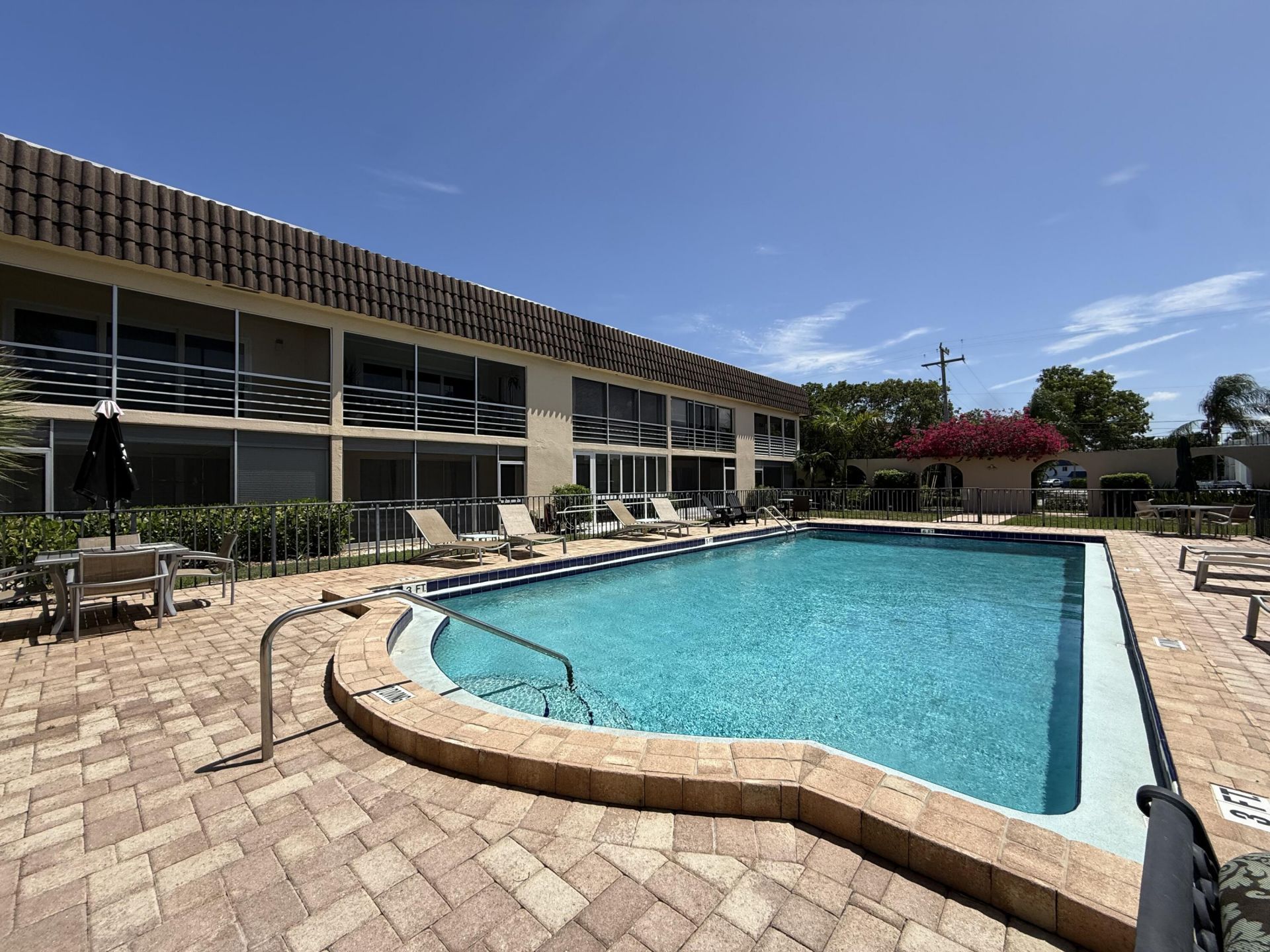 342 Southwind Drive, Unit 122, North Palm Beach, FL 33408 Photo