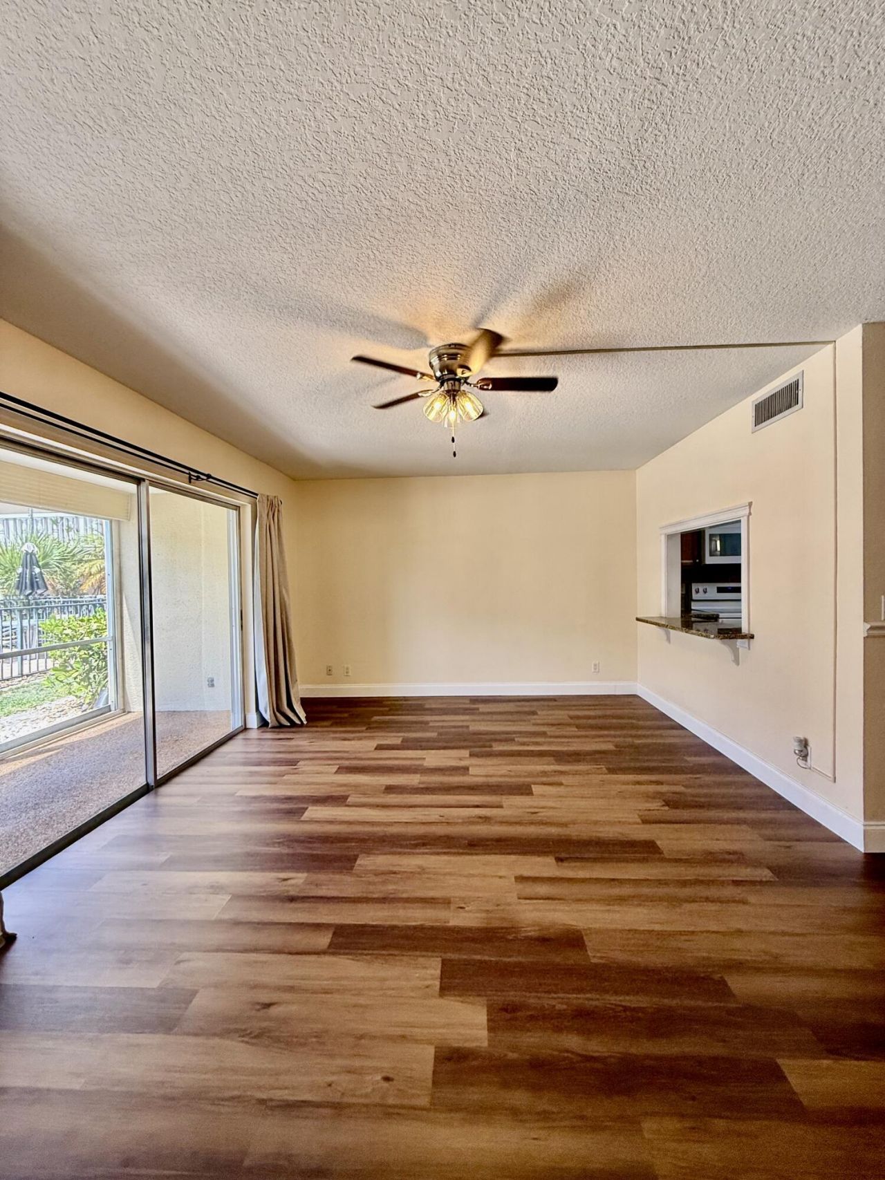 342 Southwind Drive, Unit 122, North Palm Beach, FL 33408 Photo
