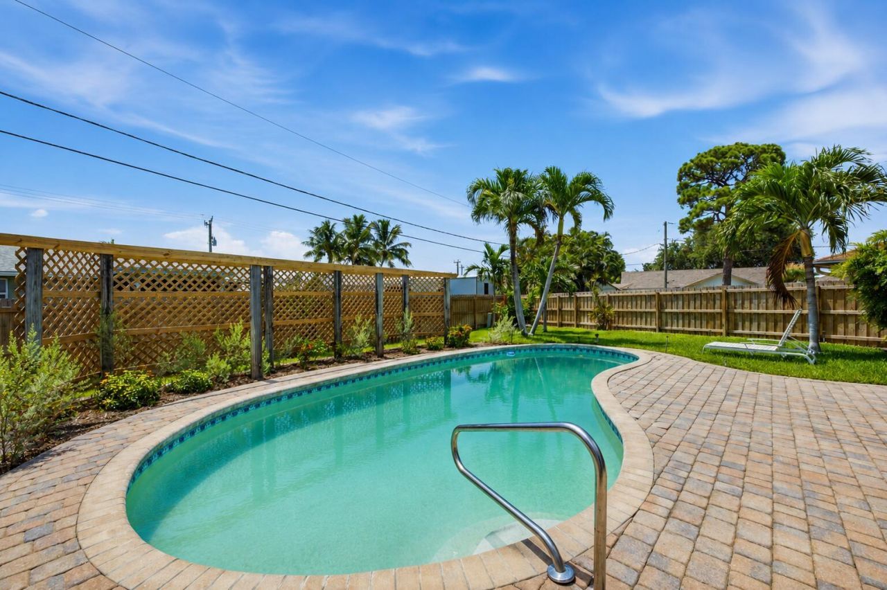 1081 Palama Way, Lantana, FL 33462 Photo