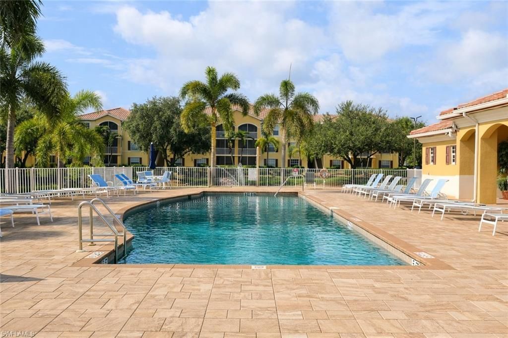 4105 Residence Dr , Unit 707, Fort Myers, FL 33901 Photo