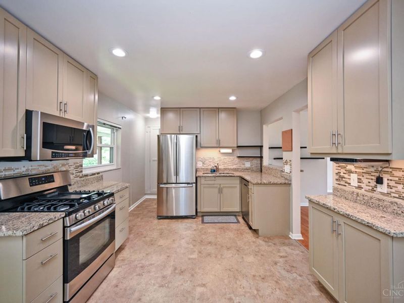3112 Goda Avenue, Green Township, OH 45211 Photo 13