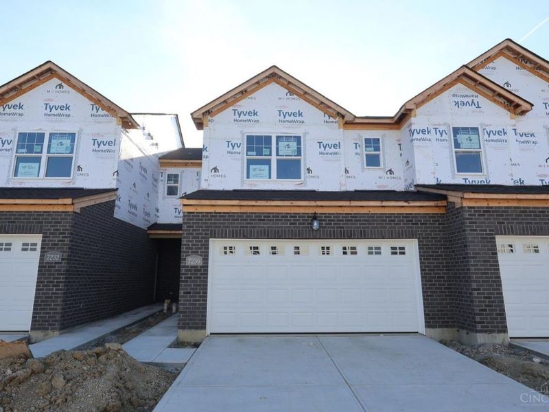 7236 Grandpoint Drive, Unit 48, West Chester, OH 45040 Photo 1