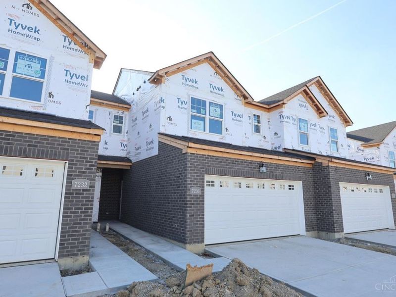 7236 Grandpoint Drive, Unit 48, West Chester, OH 45040 Photo 2
