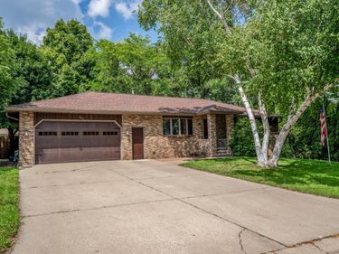 905 Johanna Avenue, Willmar, MN 56201