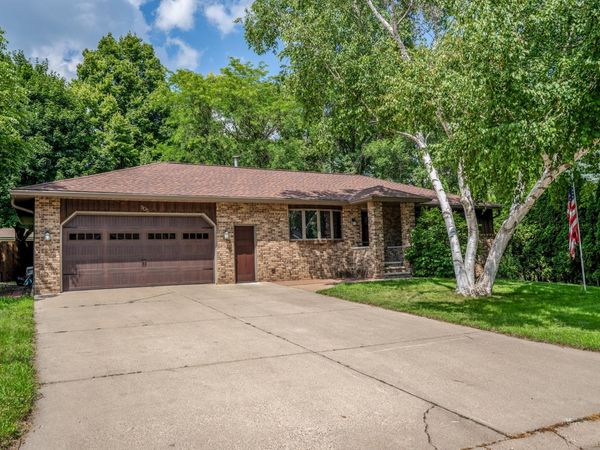 905 Johanna Avenue , Willmar, MN 56201