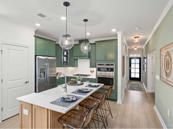 1028 36th Street W, Hastings, MN 55033