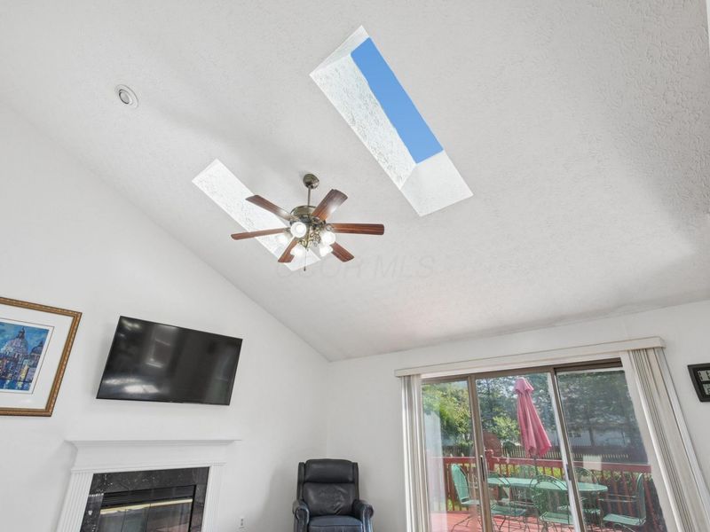 1540 Whitcombe Way, Columbus, OH 43228 Photo 18
