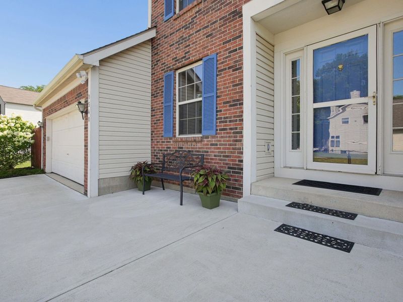 1540 Whitcombe Way, Columbus, OH 43228 Photo 3