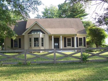 679 Collett Road , Bowling Green, KY 42104