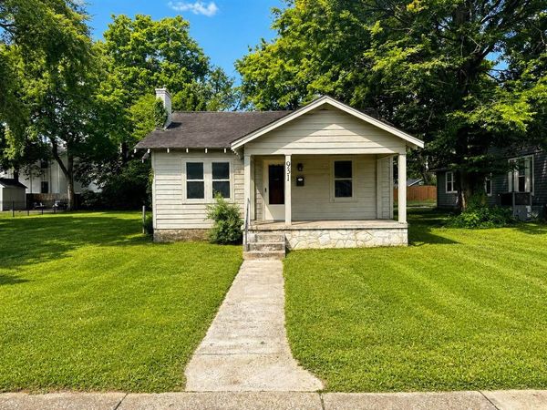 931 E 11th Avenue , Bowling Green, KY 42101