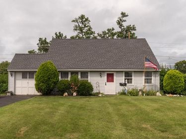77 CARDINAL ROAD , LEVITTOWN, PA 19057