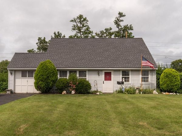 77 CARDINAL ROAD , LEVITTOWN, PA 19057