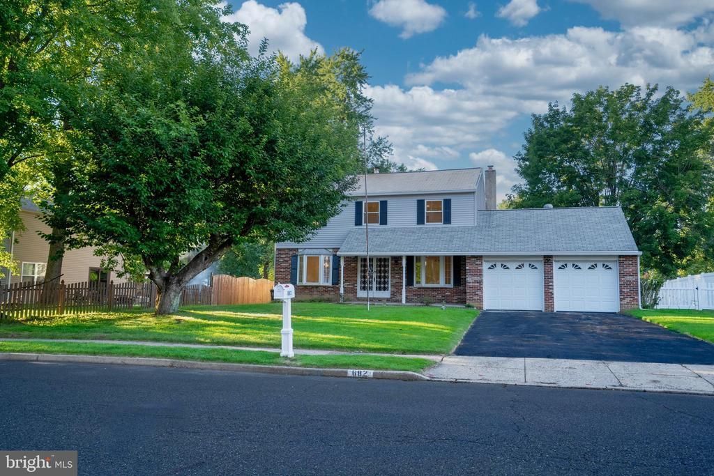 682 WOODLYN DRIVE, FEASTERVILLE TREVOSE, PA 19053