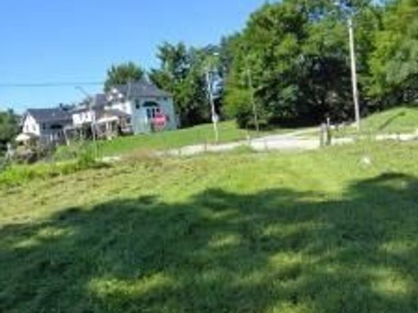 2539 Agnes Avenue, Kansas City, MO 64127