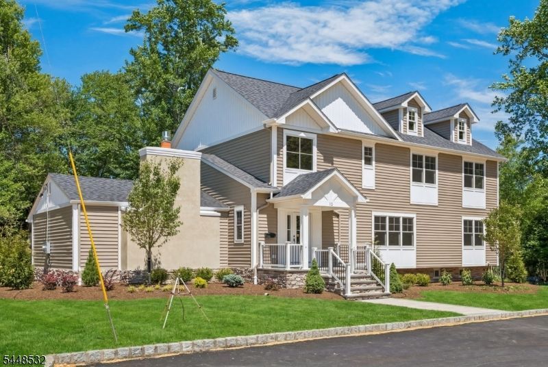 12 Rever Dr, Florham Park, NJ 07932 Main Photo