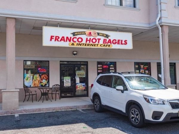828 State Route 15, Jefferson, NJ 07849