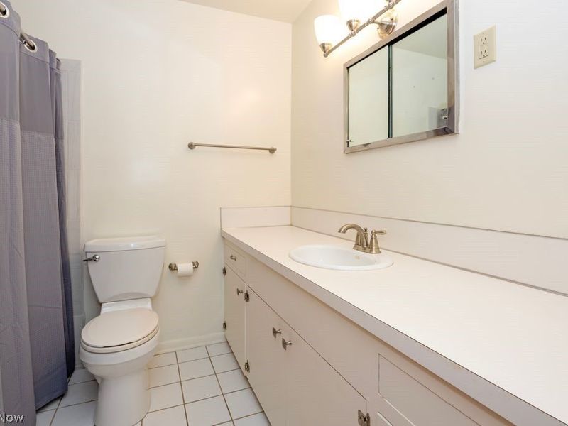 1012 Ashwood Drive, Wooster, OH 44691 Photo 13