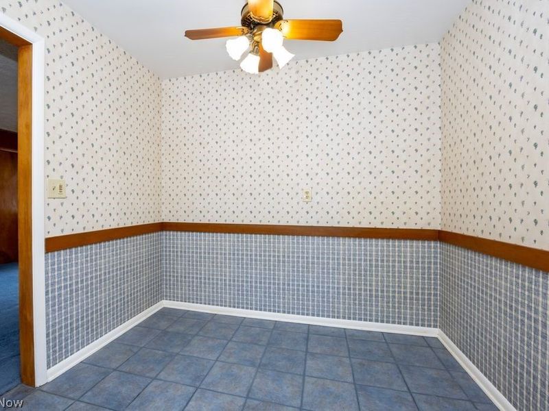 1012 Ashwood Drive, Wooster, OH 44691 Photo 8
