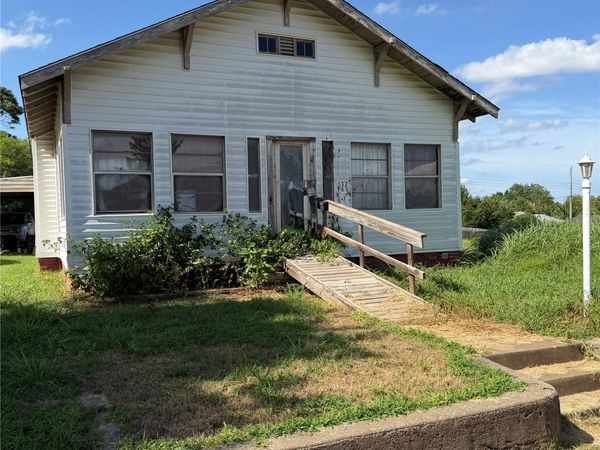 137 E Maple Street , Drumright, OK 74030