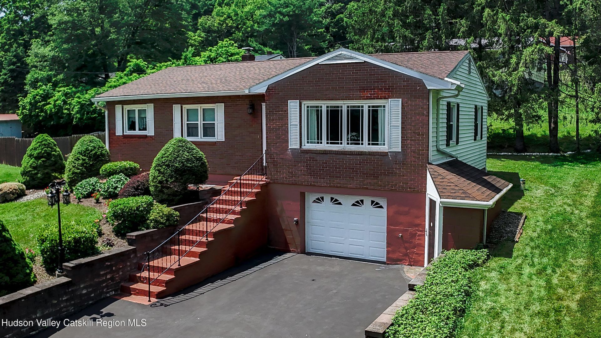 25 White Birch Lane, West Coxsackie, NY 12192 Main Photo