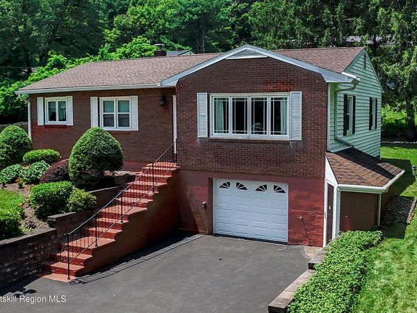 25 White Birch Lane, West Coxsackie, NY 12192