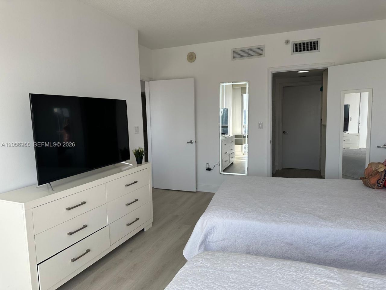 1750 N Bayshore Dr , Unit 2914, Miami, FL 33132 Photo