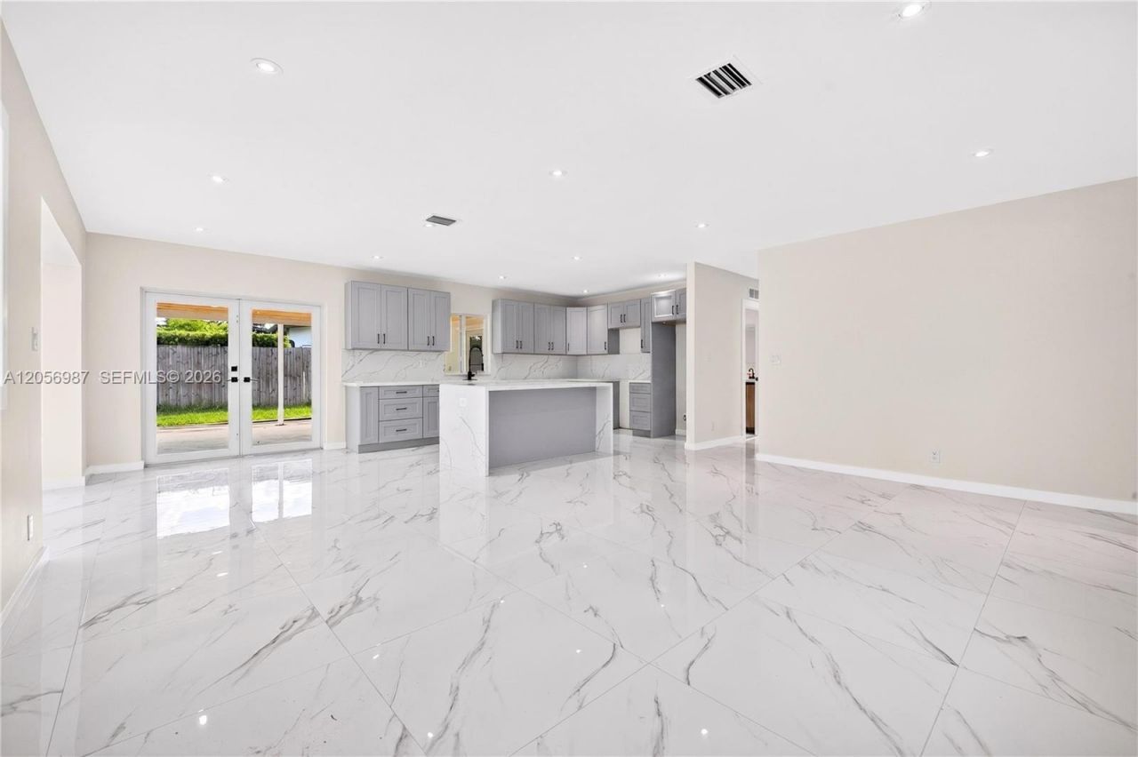 5715 Jackson St, Hollywood, FL 33023 Photo