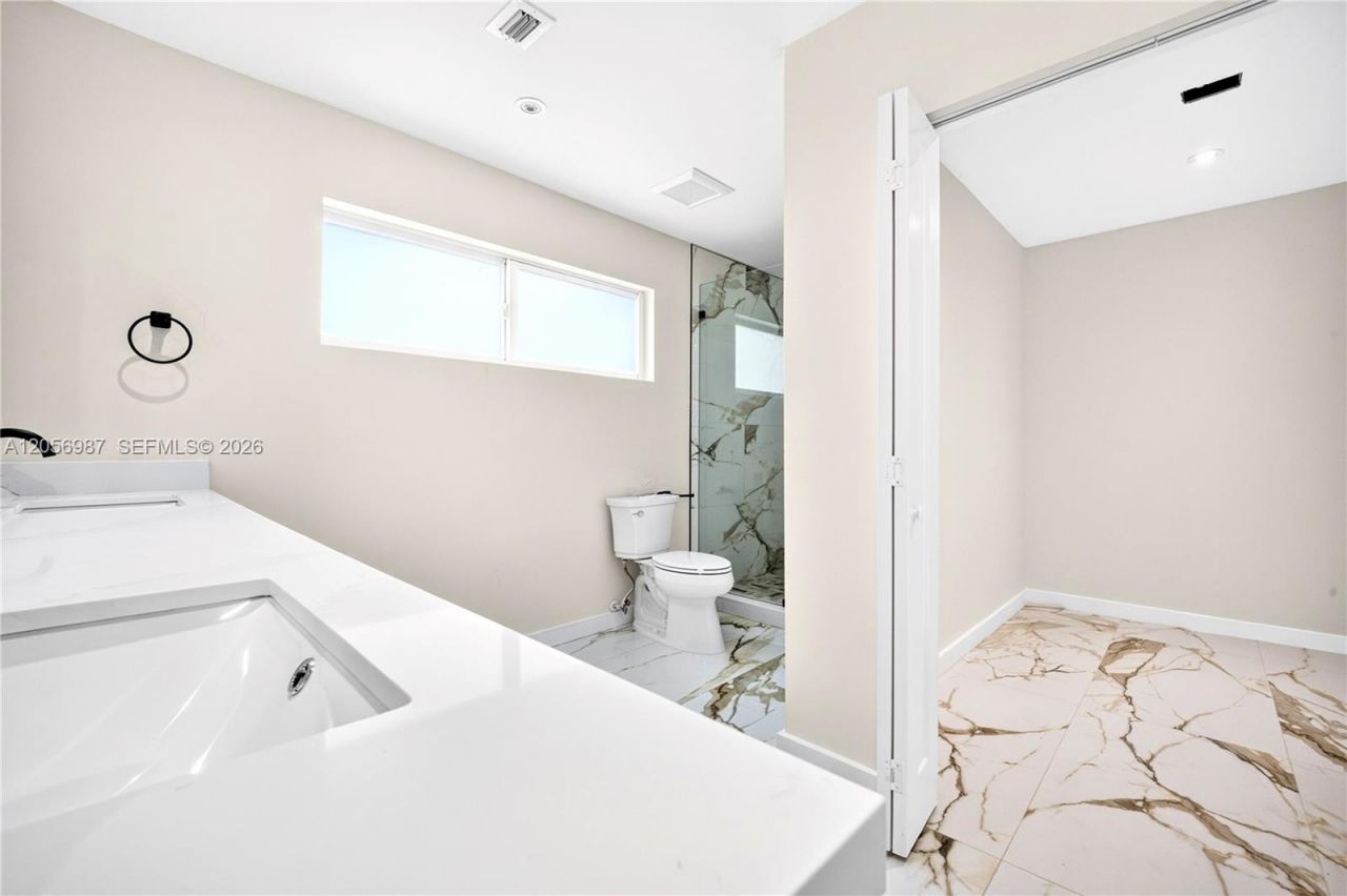 5715 Jackson St, Hollywood, FL 33023 Photo