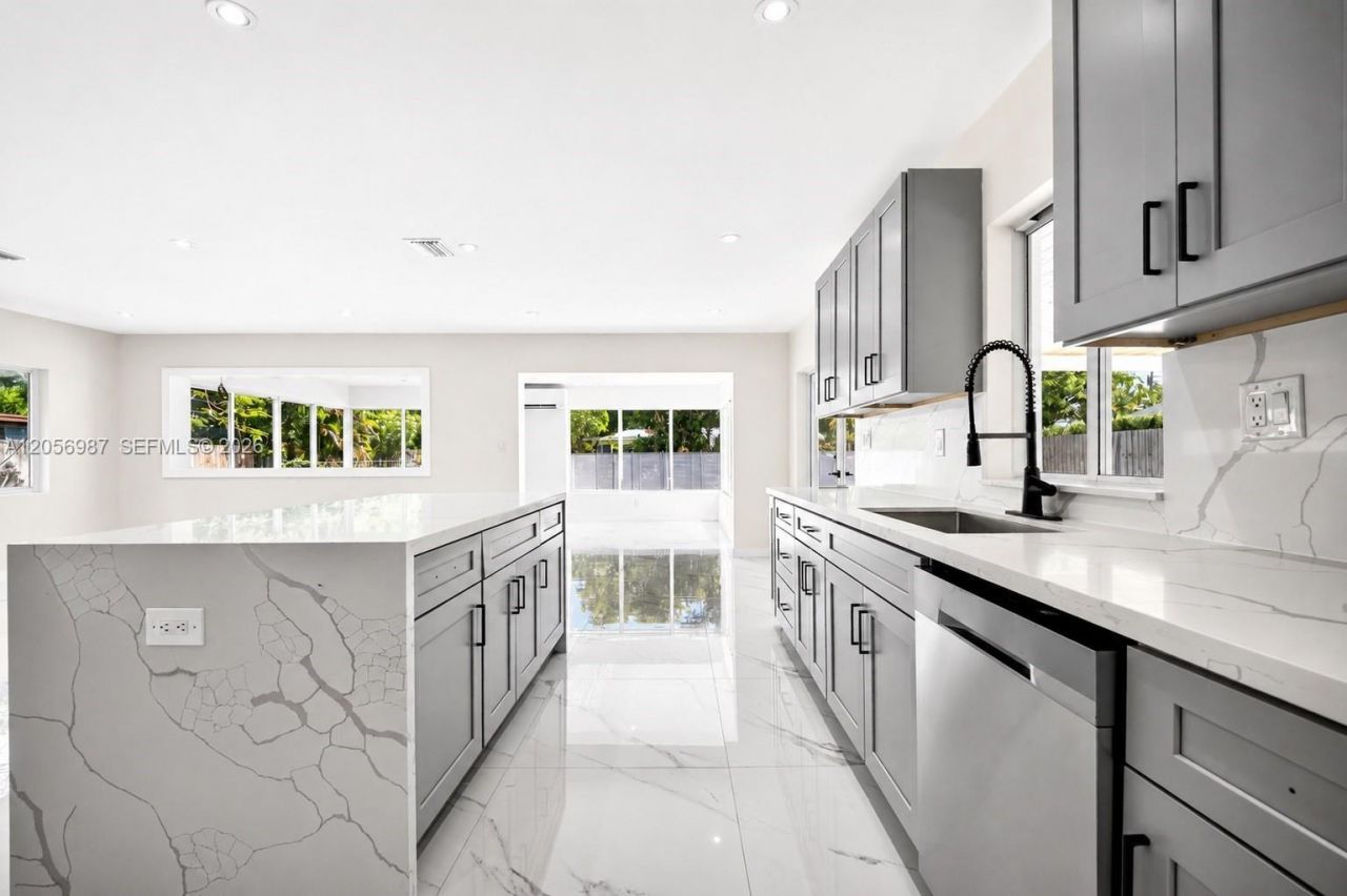 5715 Jackson St, Hollywood, FL 33023 Photo