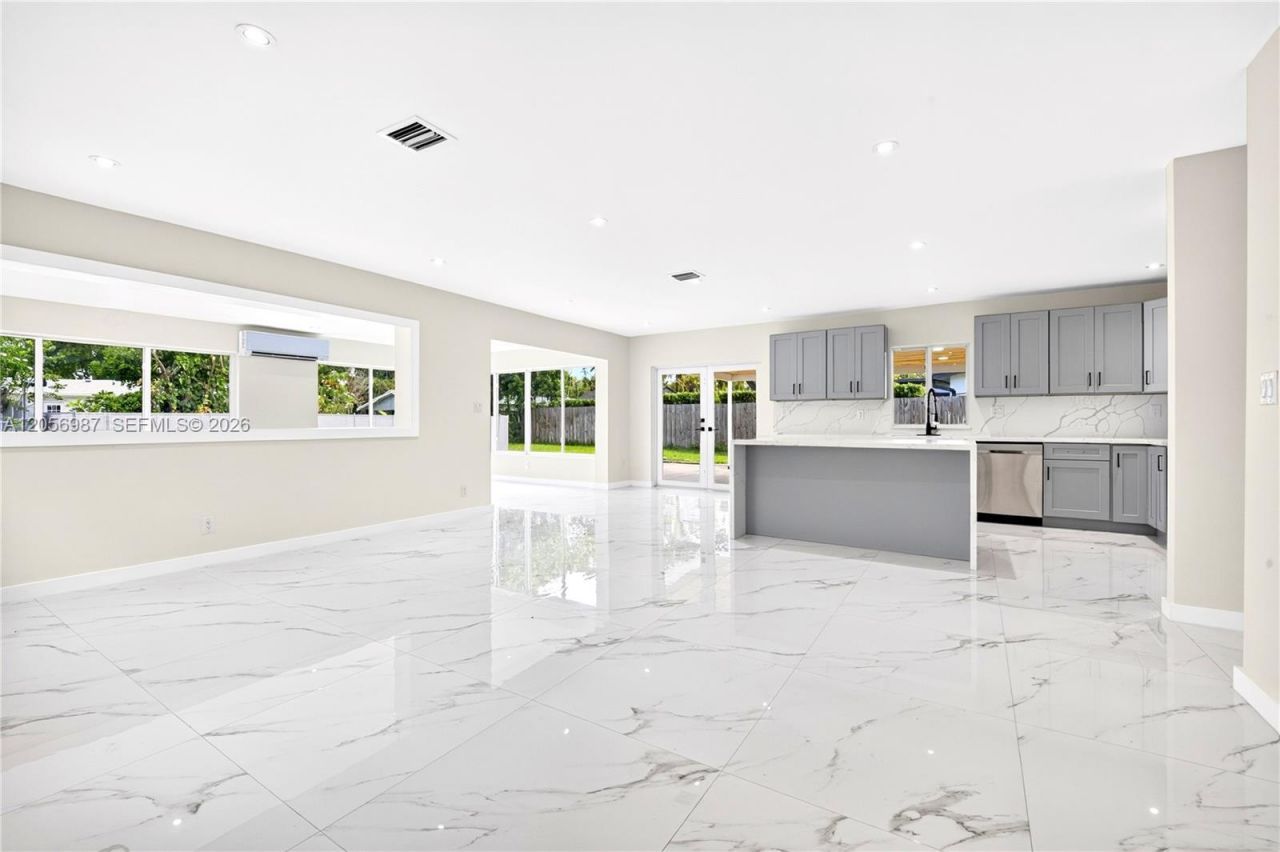 5715 Jackson St, Hollywood, FL 33023 Photo
