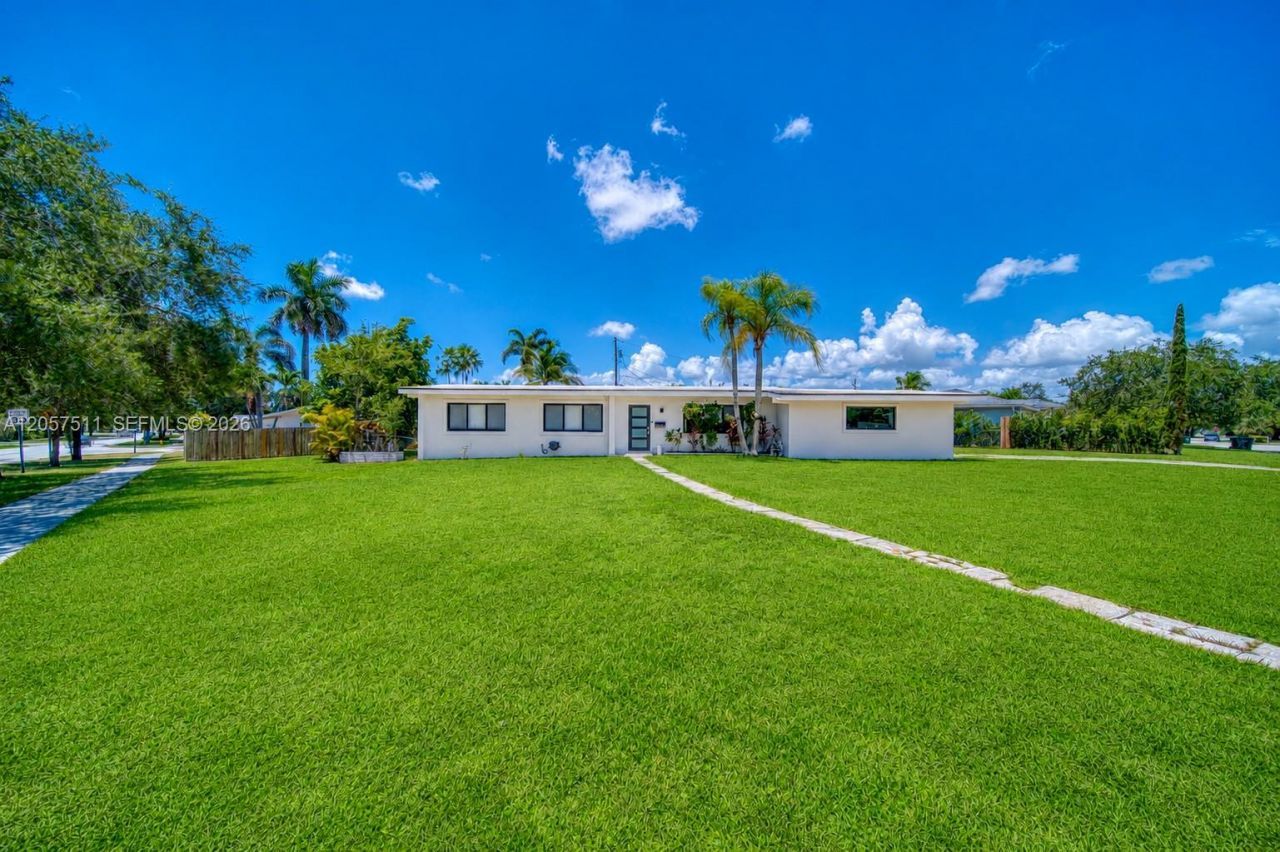 9200 SW 178th St , Palmetto Bay, FL 33157 Photo