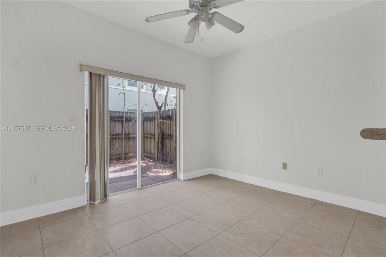 2815 SE 16th Ave, Unit 102, Homestead, FL 33035 Photo