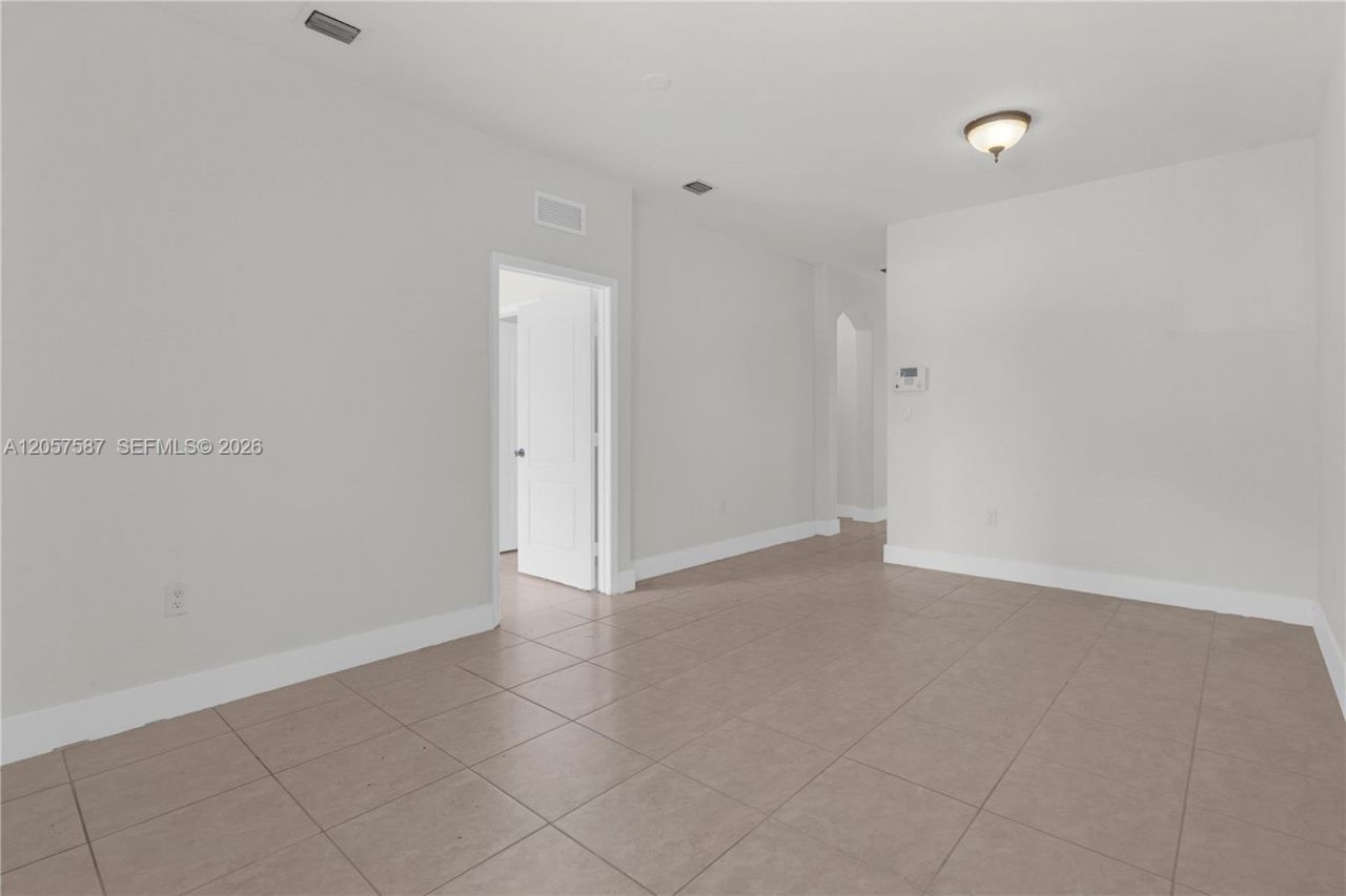 2815 SE 16th Ave, Unit 102, Homestead, FL 33035 Photo