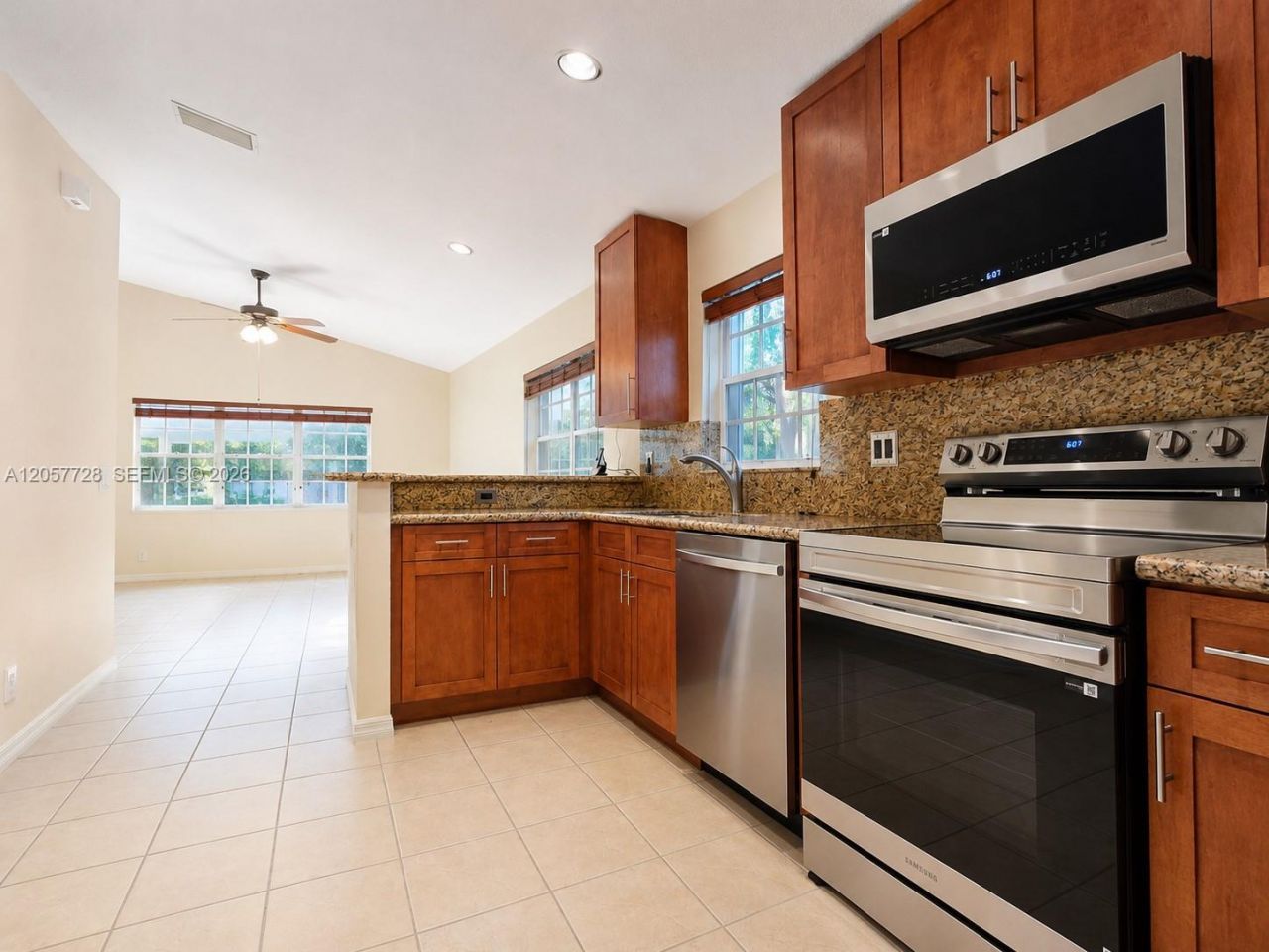 1041 Cedar Falls Dr, Weston, FL 33327 Photo