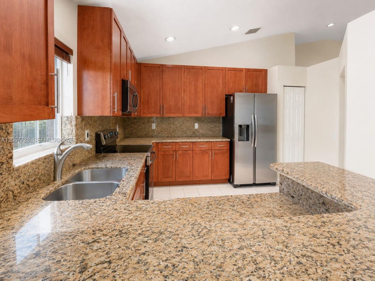 1041 Cedar Falls Dr, Weston, FL 33327 Photo