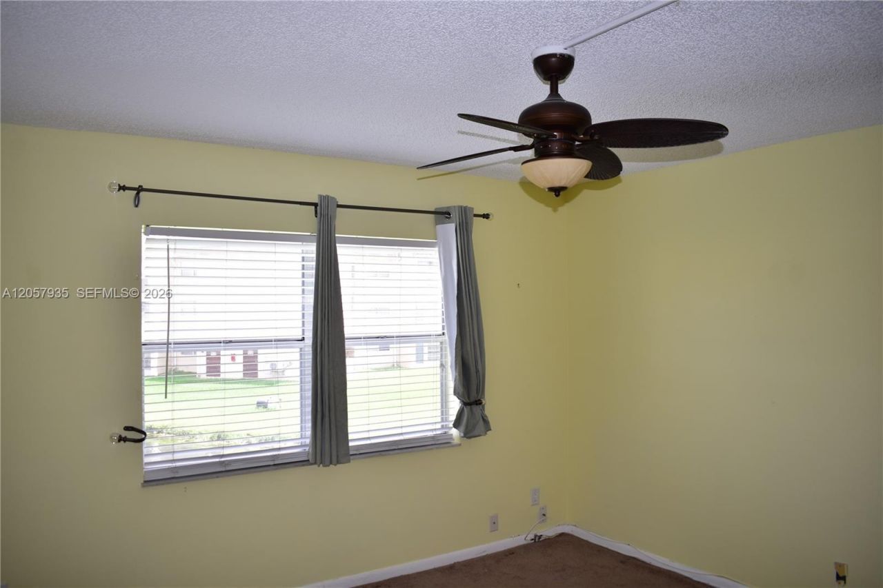 8901 Sunrise Lakes Blvd, Unit 211, Sunrise, FL 33322 Photo