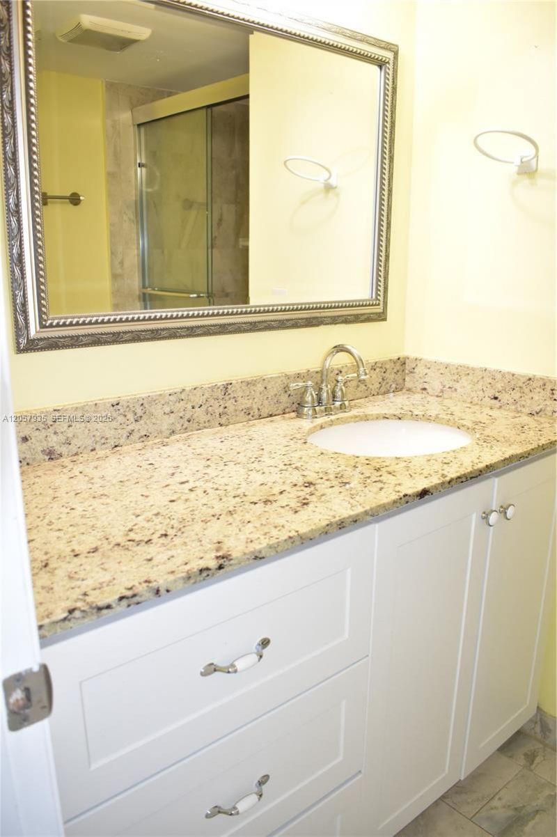 8901 Sunrise Lakes Blvd, Unit 211, Sunrise, FL 33322 Photo