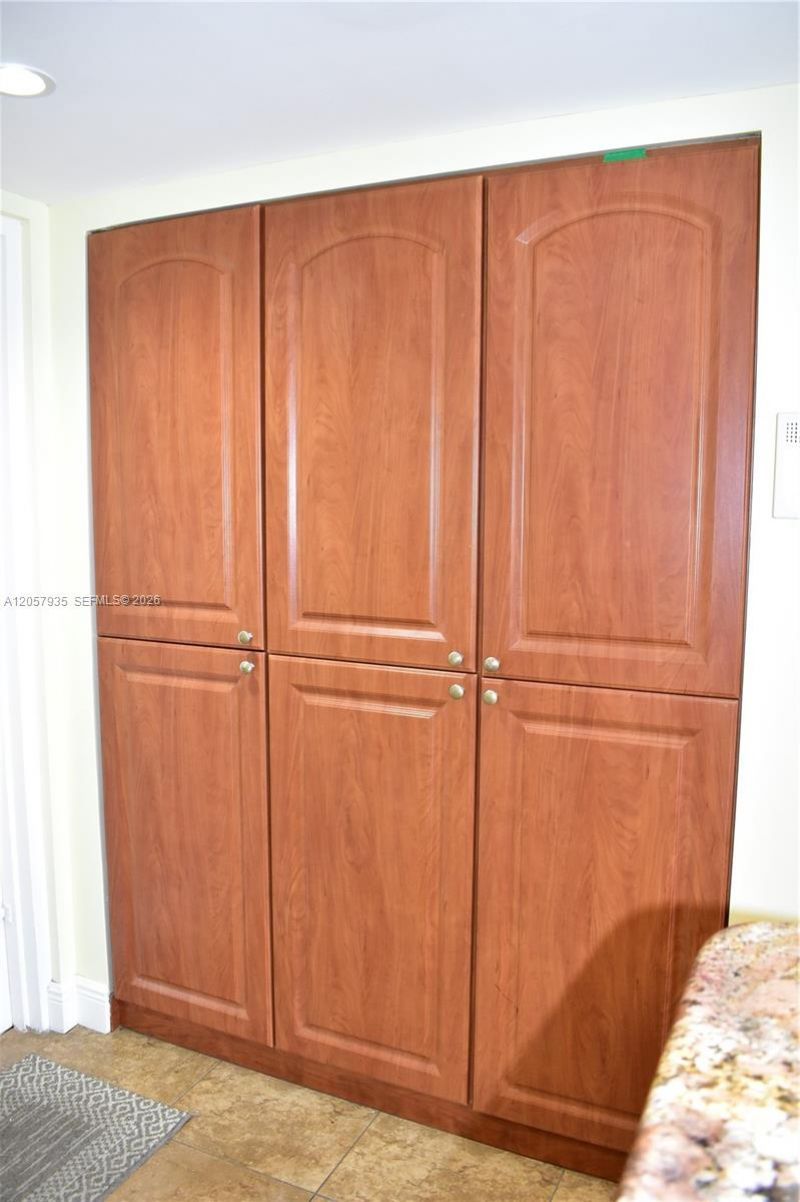 8901 Sunrise Lakes Blvd, Unit 211, Sunrise, FL 33322 Photo