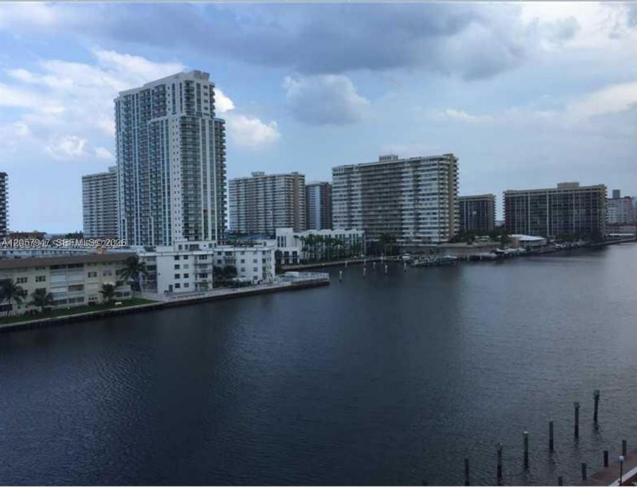 111 Golden Isles Dr, Unit F10, Hallandale Beach, FL 33009 Photo